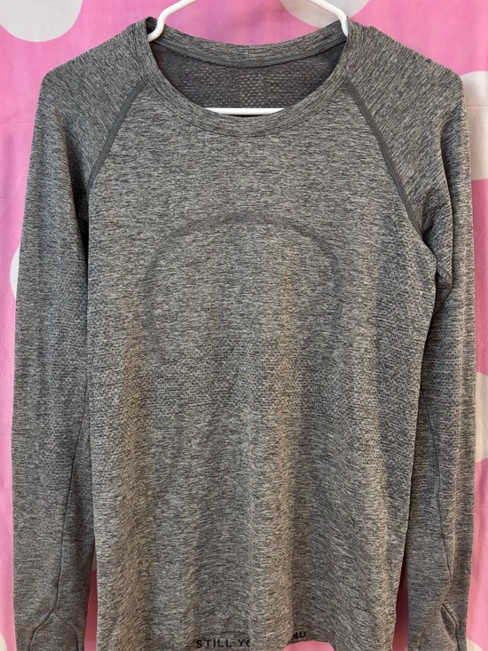 lululemon athletica Tops - Lululemon Heather Gray Long Sleeve Performance Top